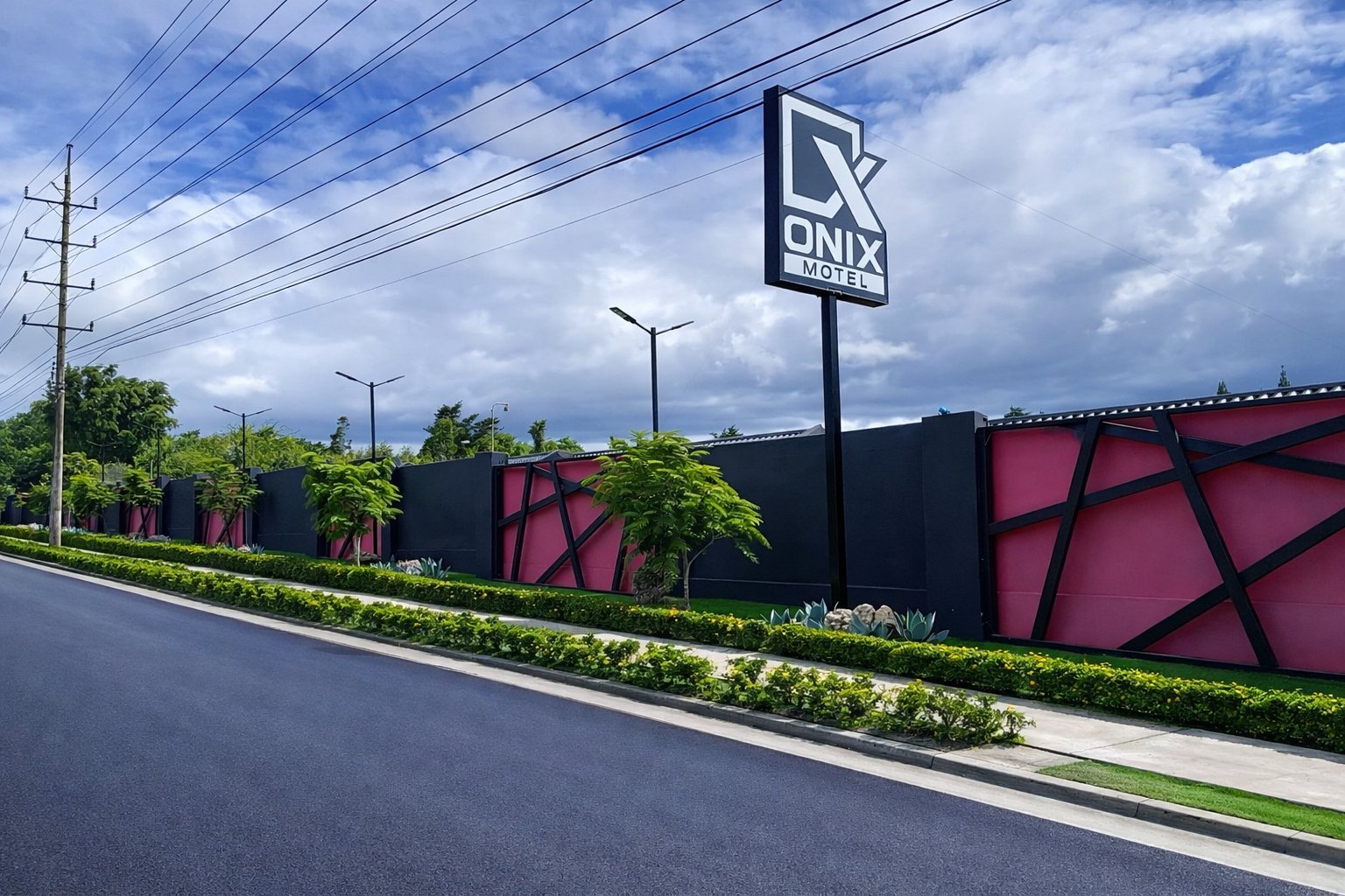 Motel Onix fachada
